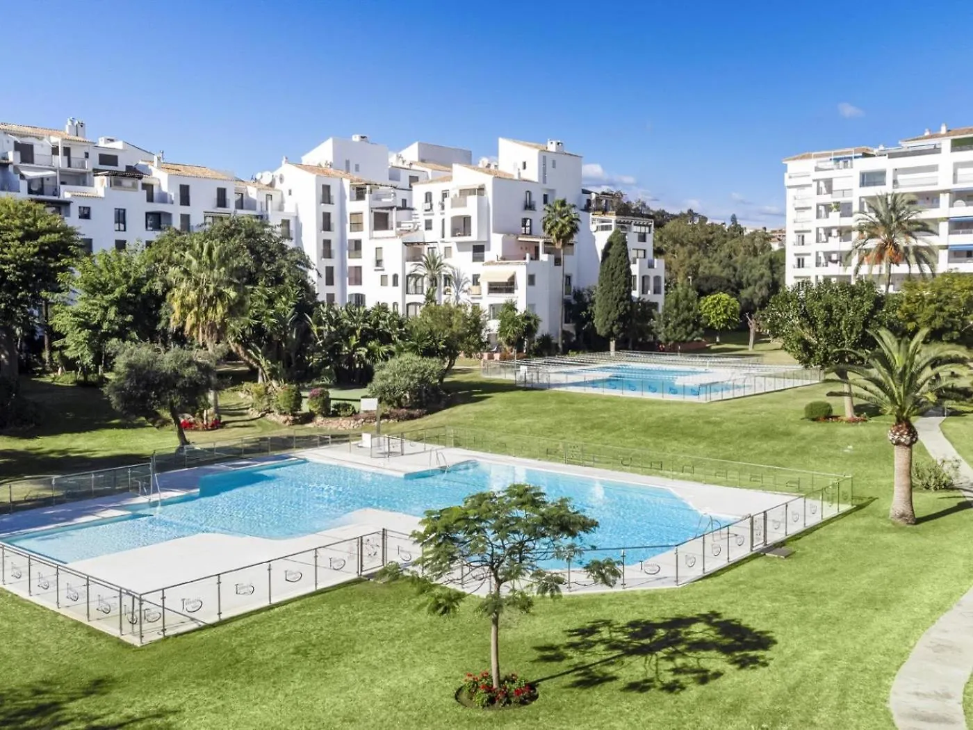 Terrazas De Banus 4 12 Appartement Marbella